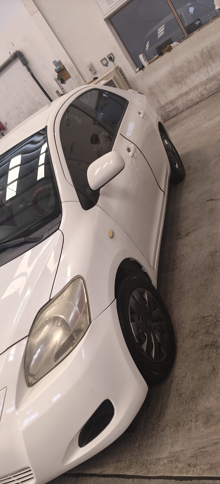Hidd, Vehicles, Cars & Trucks , BHD 1950,  Toyota Yaris,  2013,  Automatic,  220000 KM,  Expat Leaving Bahrain Car For Sale
