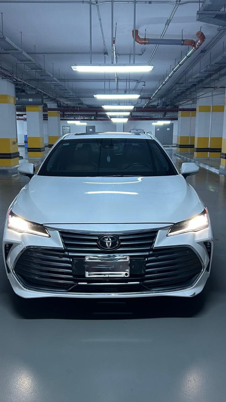 Jeddah, Vehicles, Cars & Trucks , SAR 140000,  Toyota Avalon,  2022,  Automatic,  68000 KM,  140K SAR   &ndash; Premium/Full Option