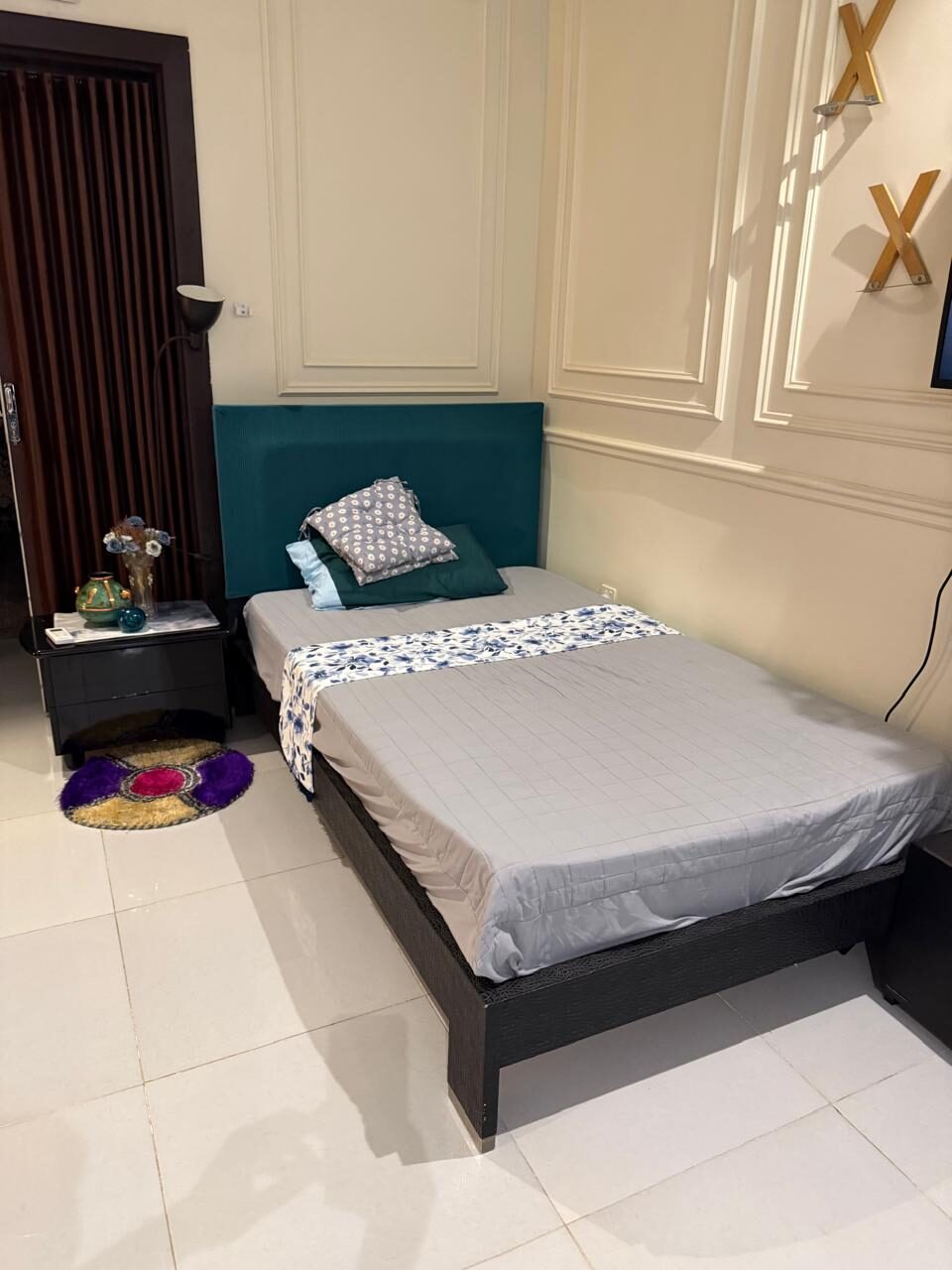 Jeddah, Furniture, SAR 650,  Bed With Mattress & Cupboard