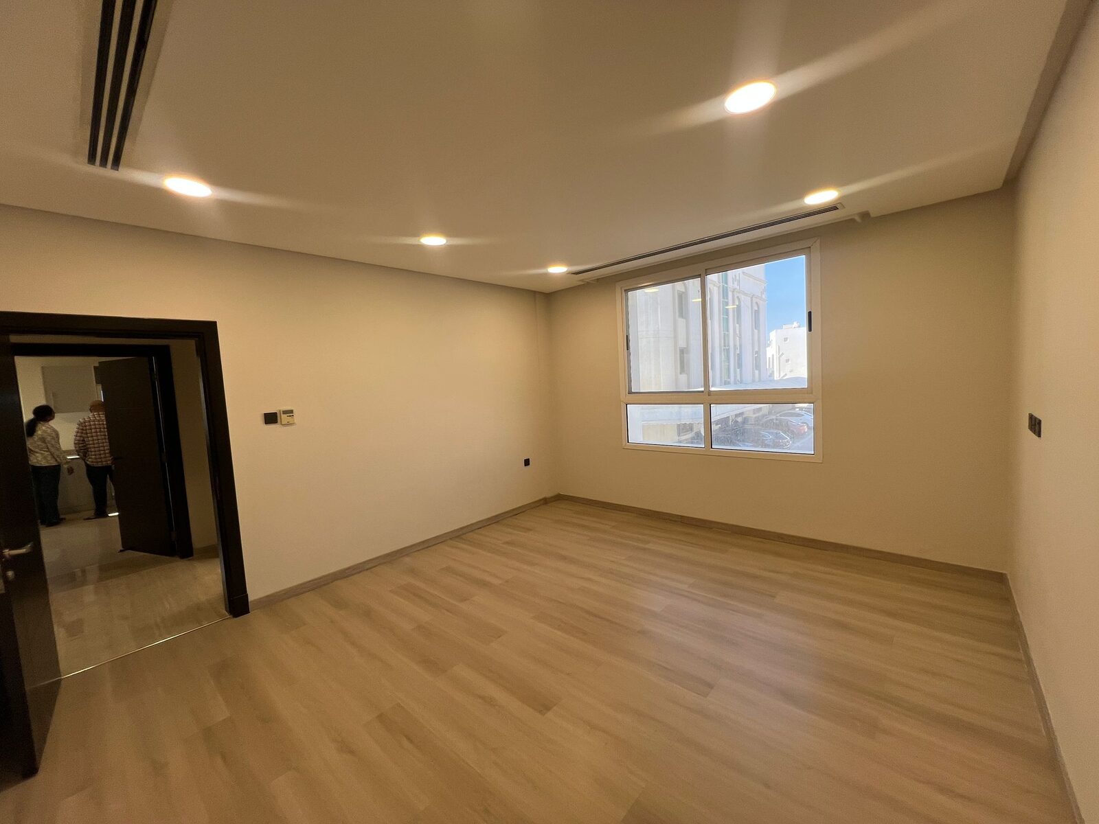Janabiya, Apartments, Flats, Houses & Villas, BHD 350/month,  3 BR,  Spacious Semi-Furnished 3BR Apartment For Rent In Janabiyah