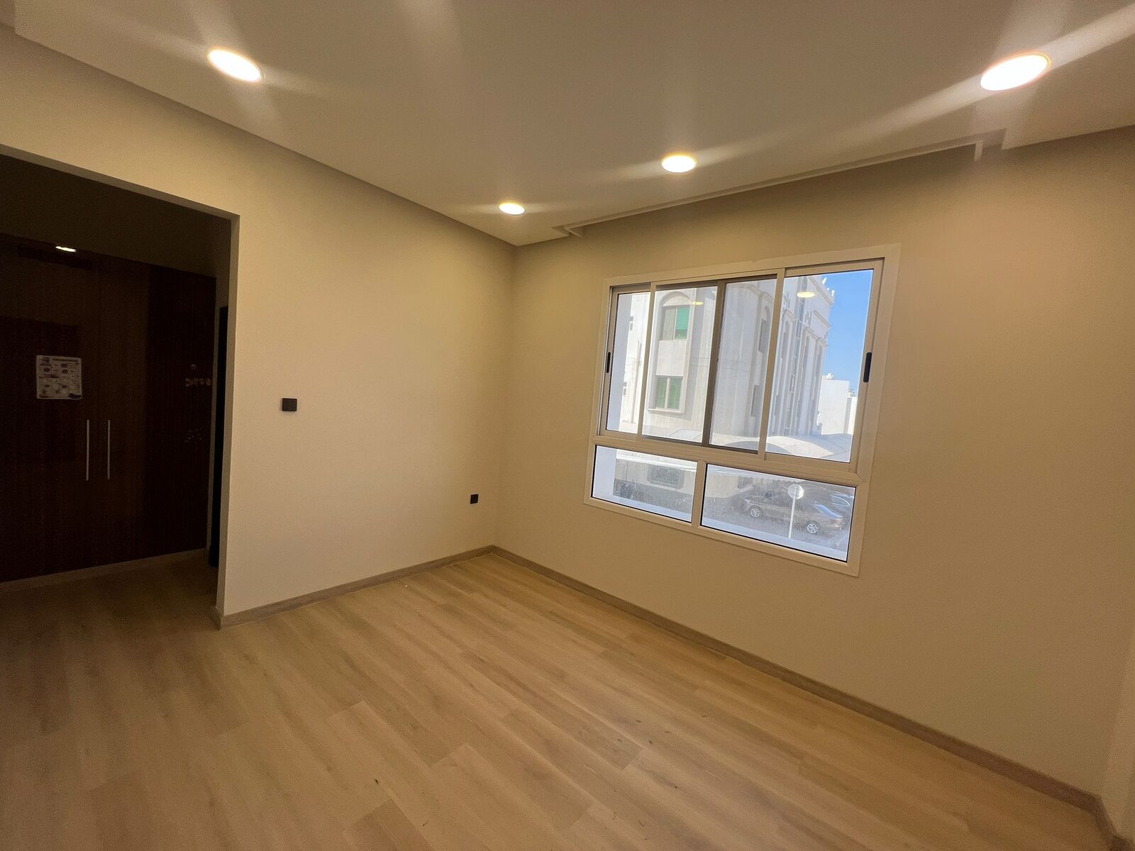 Janabiya, Apartments, Flats, Houses & Villas, BHD 350/month,  3 BR,  Spacious Semi-Furnished 3BR Apartment For Rent In Janabiyah