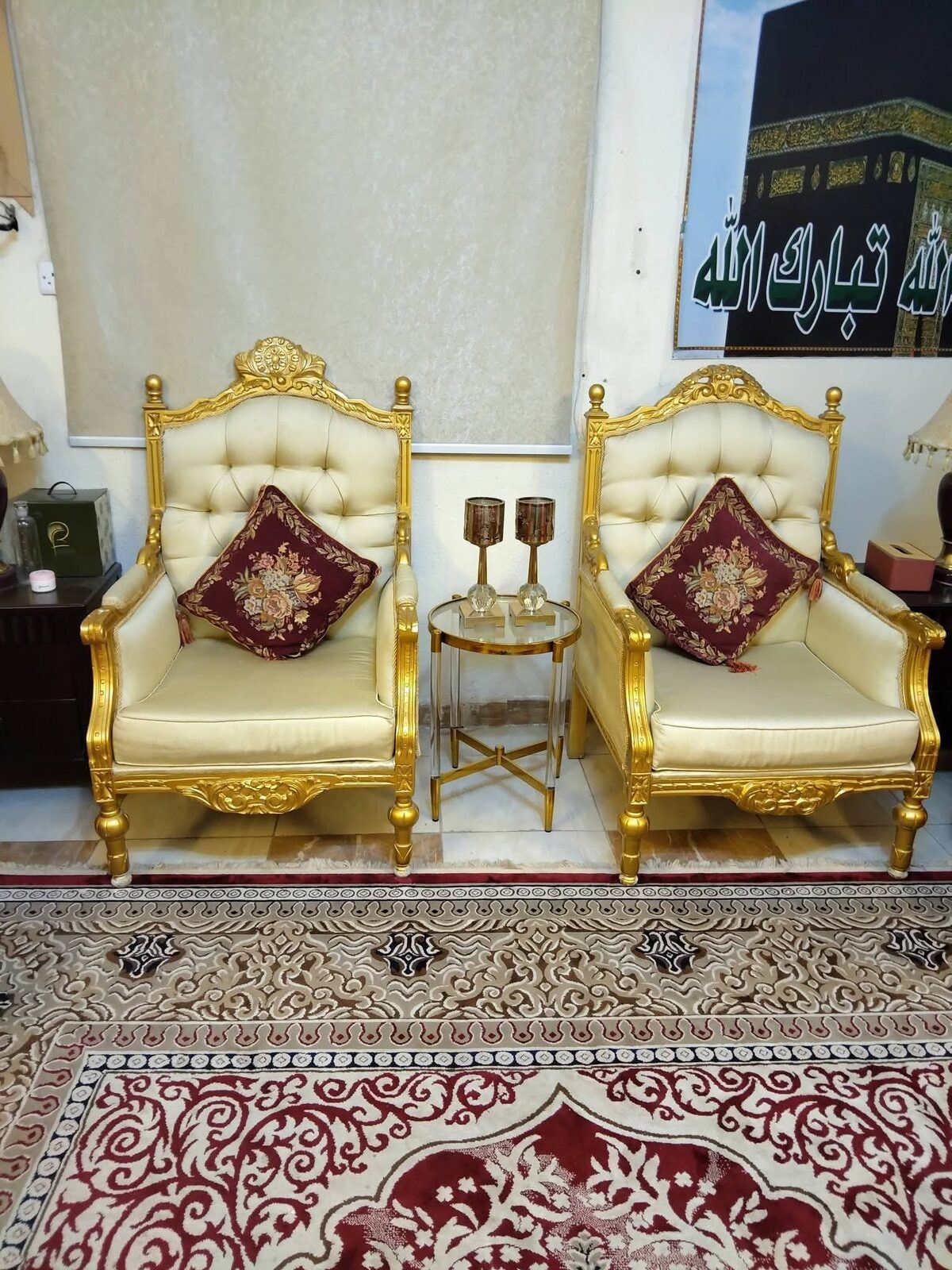 Al Jaradiyah, Furniture, SAR 1100,  American Elegant Sofa Excellent In Condition For Sale