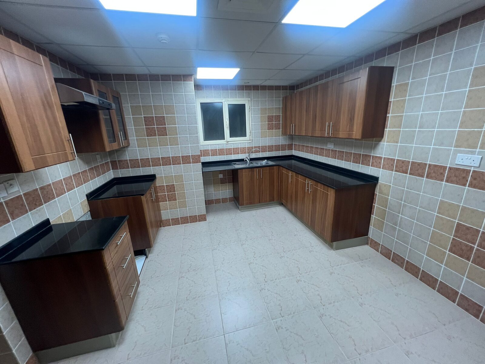 Juffair, Apartments, Flats, Houses & Villas, BHD 420/month,  Furnished,  3 BR,  Apartment For Rent In Juffair | Close To Juffair Mall