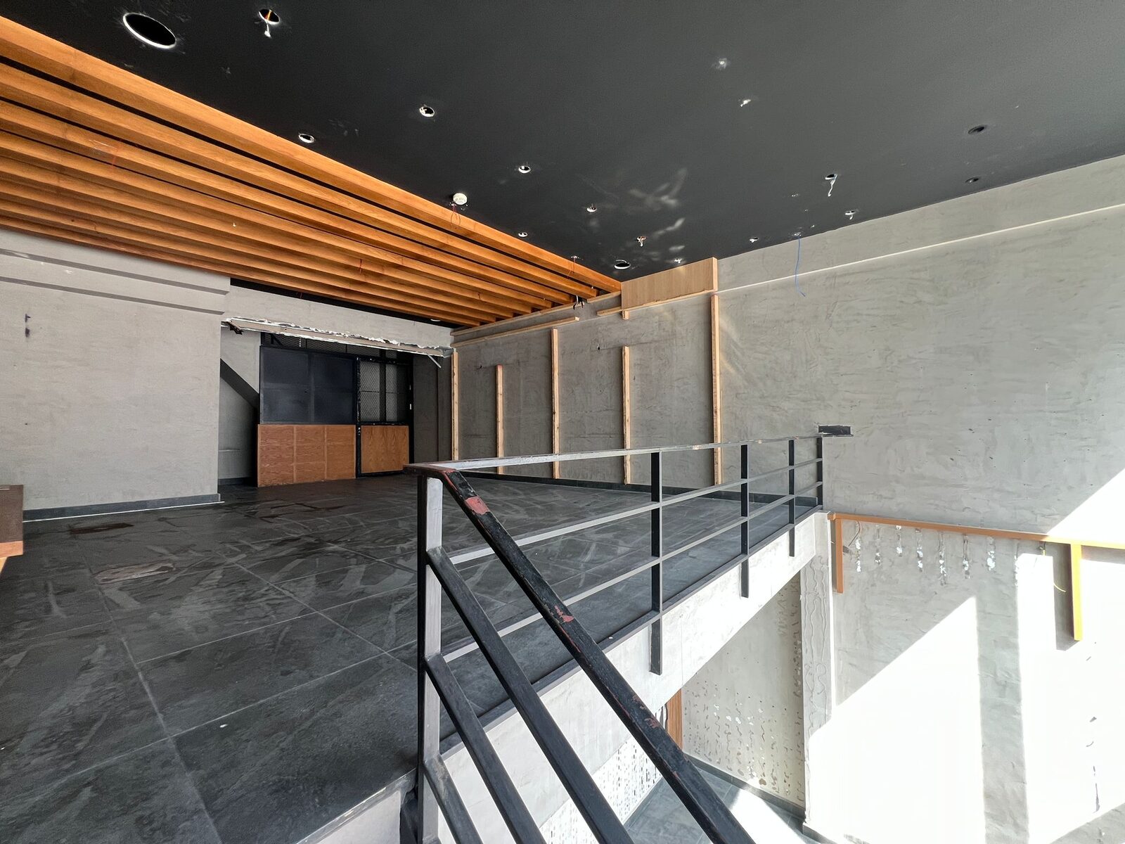 Juffair, Shops, BHD 2000,  Prime Commercial Shop For Rent In Juffair | Ideal For Restaurant Or Retail Business