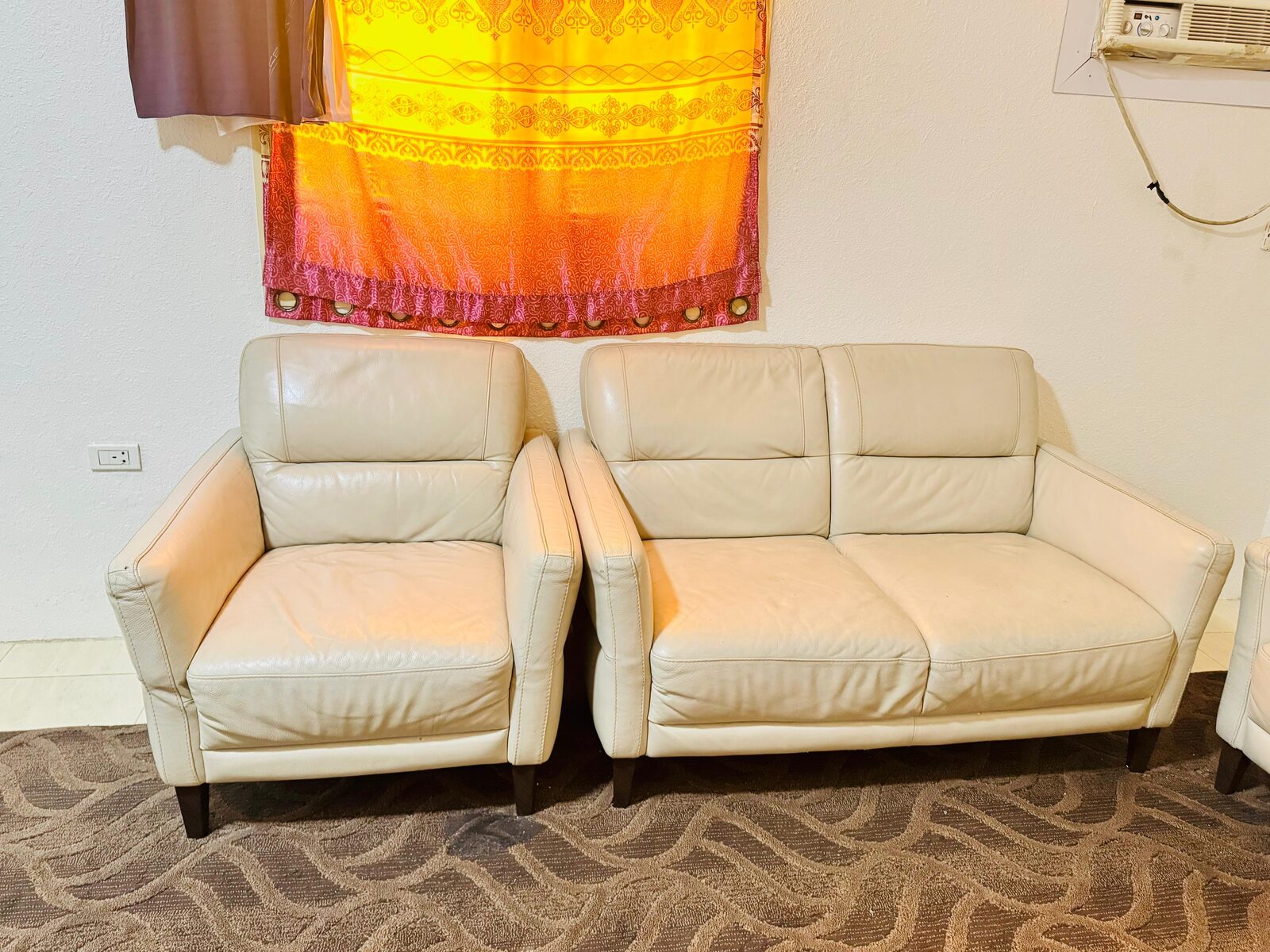 Jubail, Household Items, SAR 200,  Sofa For Sale