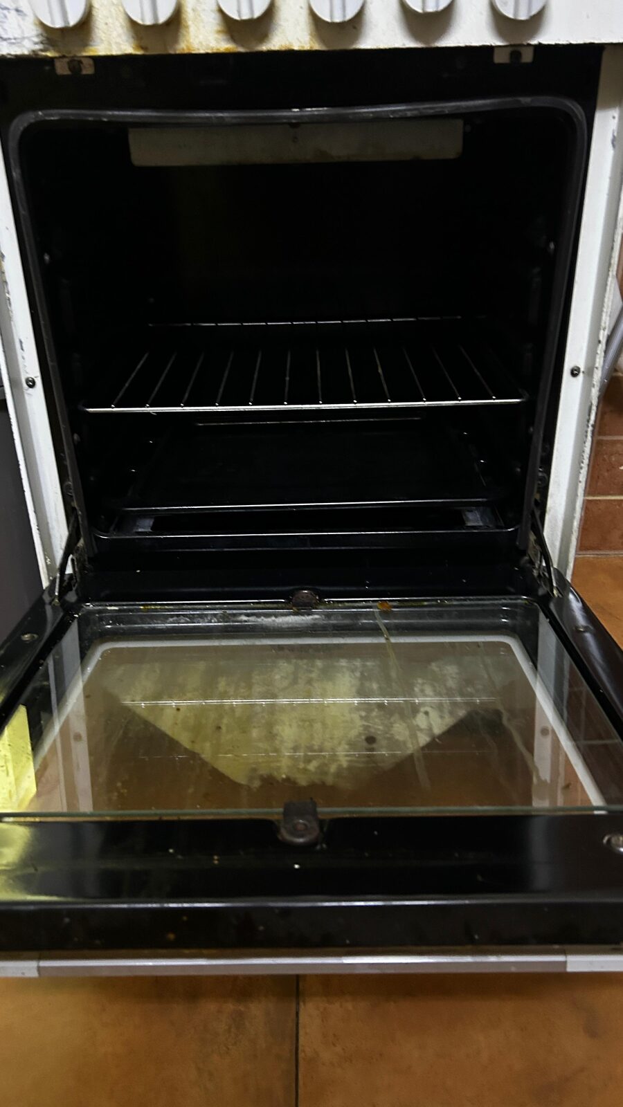 Makkah, Appliances, SAR 15075,  4 STOVE OVEN-150 & VACUUME-75