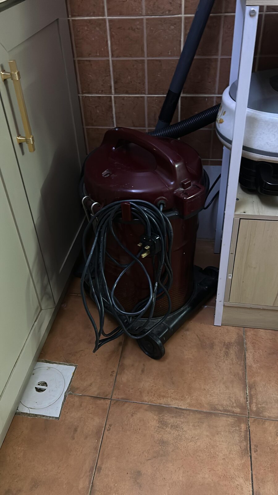 Makkah, Appliances, SAR 15075,  4 STOVE OVEN-150 & VACUUME-75