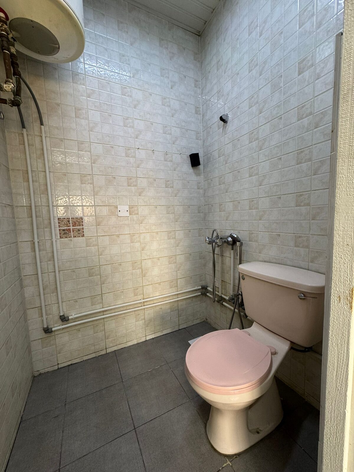 Adliya, Appliances, BHD 200,  Studdio/Fully Furnished/Unlimited EWA/ Heart Of Adliya
