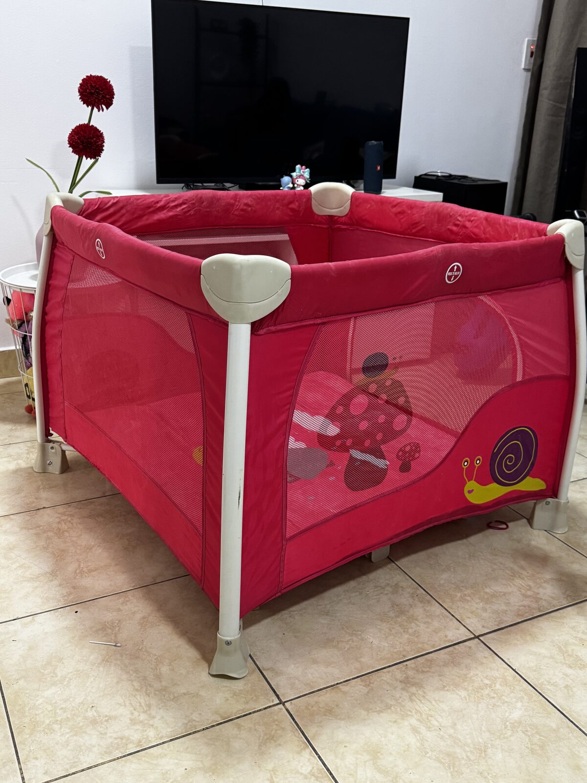 Akrabia, Baby & Kid Stuff, SAR 180,  Baby Crib - Foldable, Sturdy, Looks New
