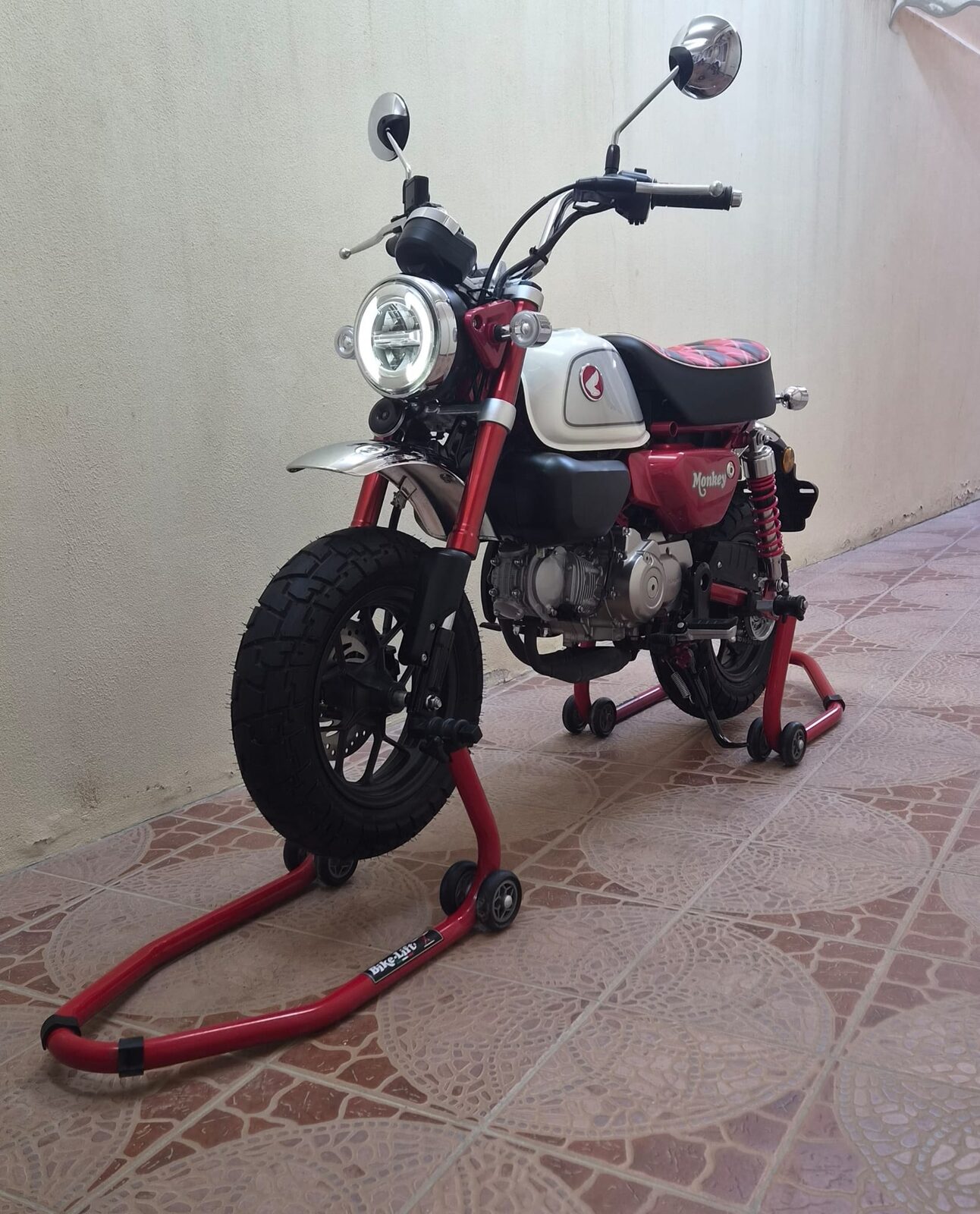 Manama, Motorcycles, BHD 2100,  Honda Monkey 2022