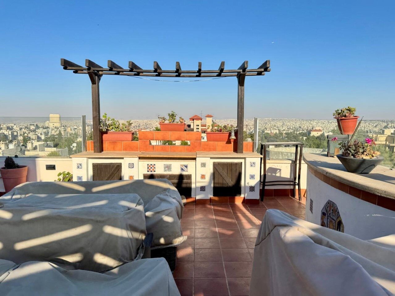 Abdoun, Apartments, Flats, Houses & Villas, JOD 33000/year,  Furnished,  3 BR,  250 Sq. Meter,  Duplex Rooftop For Rent In Abdoun