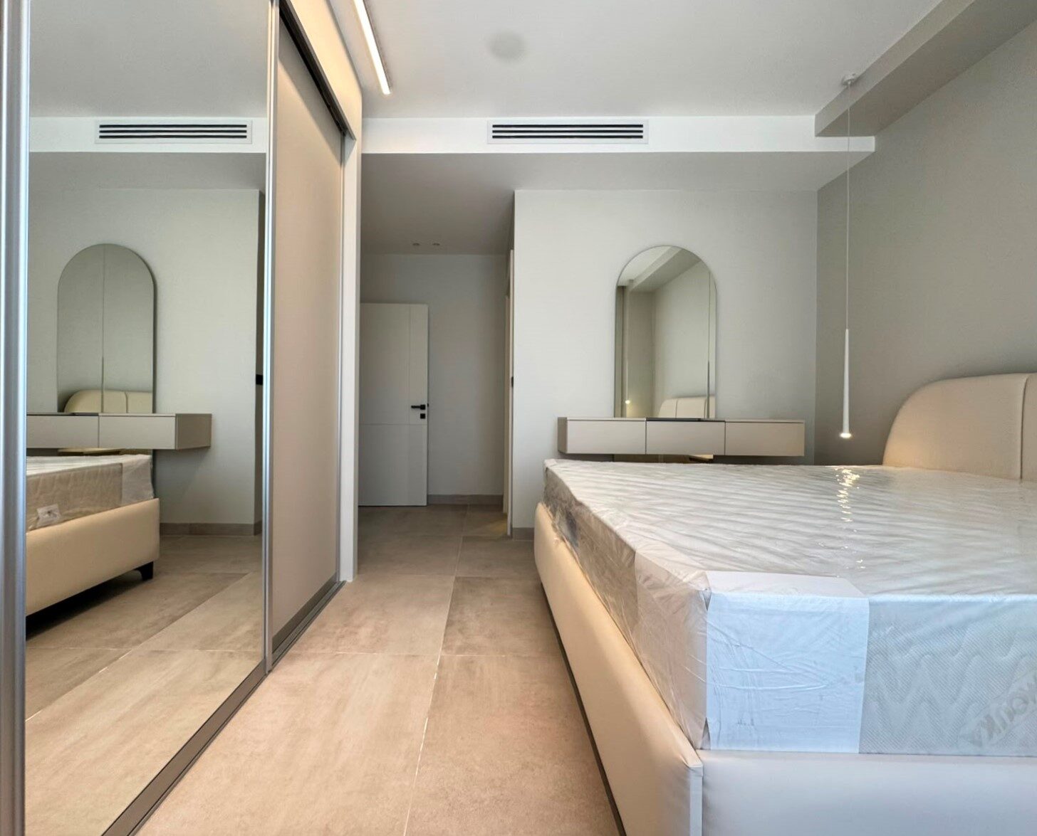 Amman, Apartments, Flats, Houses & Villas, JOD 16000/year,  Furnished,  2 BR,  120 Sq. Meter,  Furnished New 2 Bedrooms For Rent In Swefieh