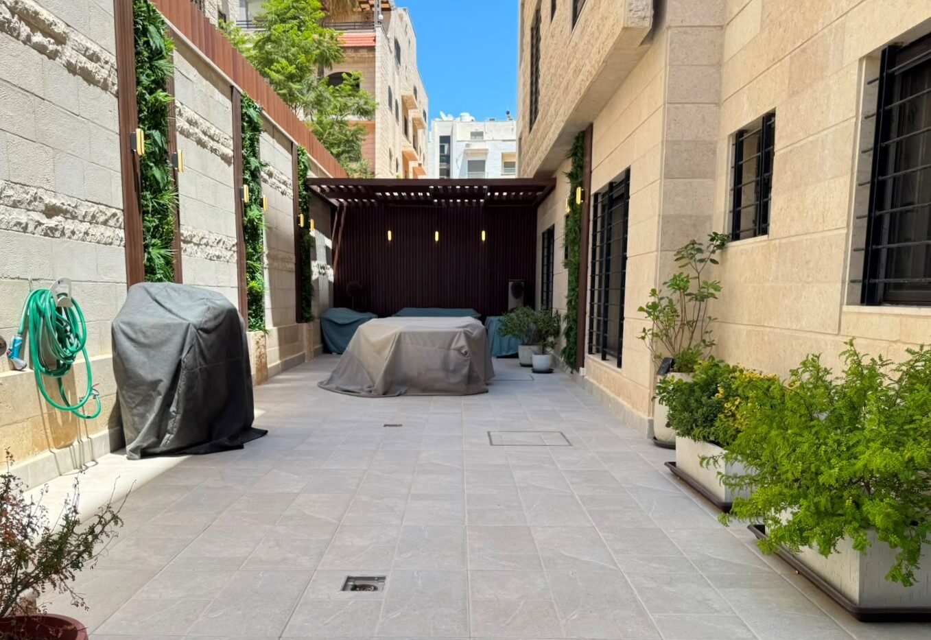 Abdoun, Apartments, Flats, Houses & Villas, JOD 16000/year,  Furnished,  2 BR,  120 Sq. Meter,  Furnished Ground Floor For Rent In Abdoun