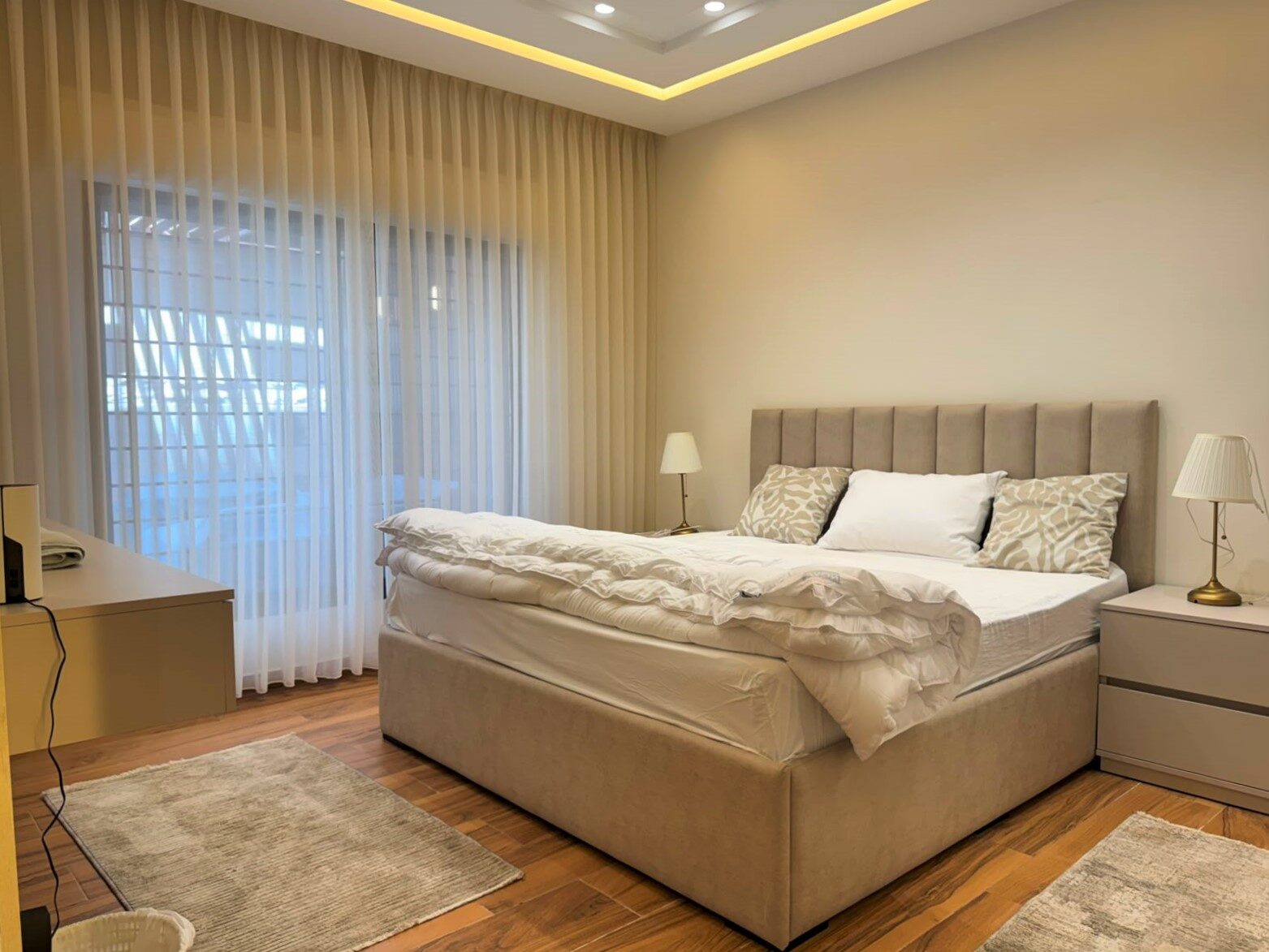 Abdoun, Apartments, Flats, Houses & Villas, JOD 16000/year,  Furnished,  2 BR,  120 Sq. Meter,  Furnished Ground Floor For Rent In Abdoun