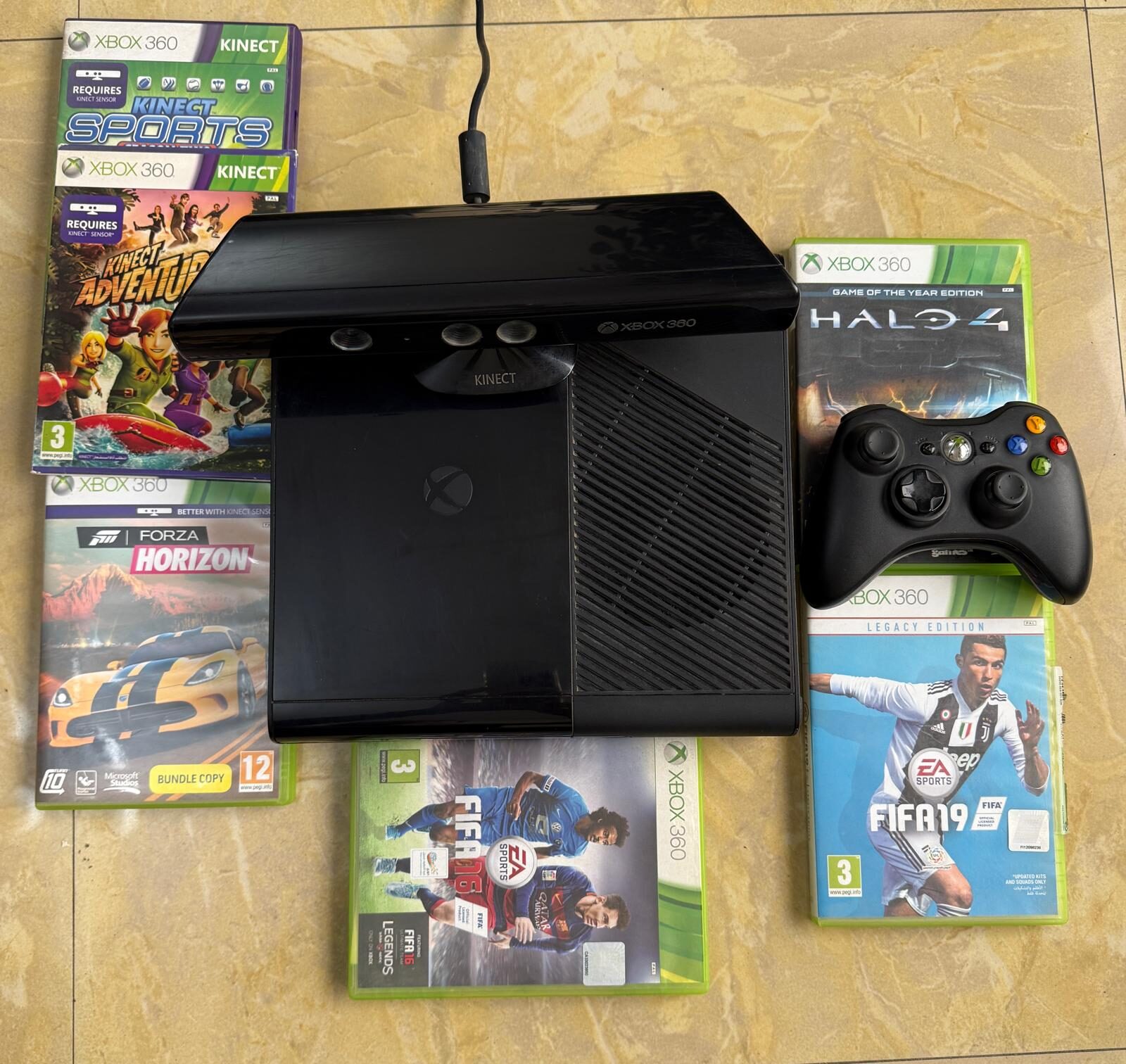Juffair, Video Games, BHD 75,  Xbox 360 KINECT Console, Controller, Kinect And 6 Game CDs (very Good Condition) For Sell