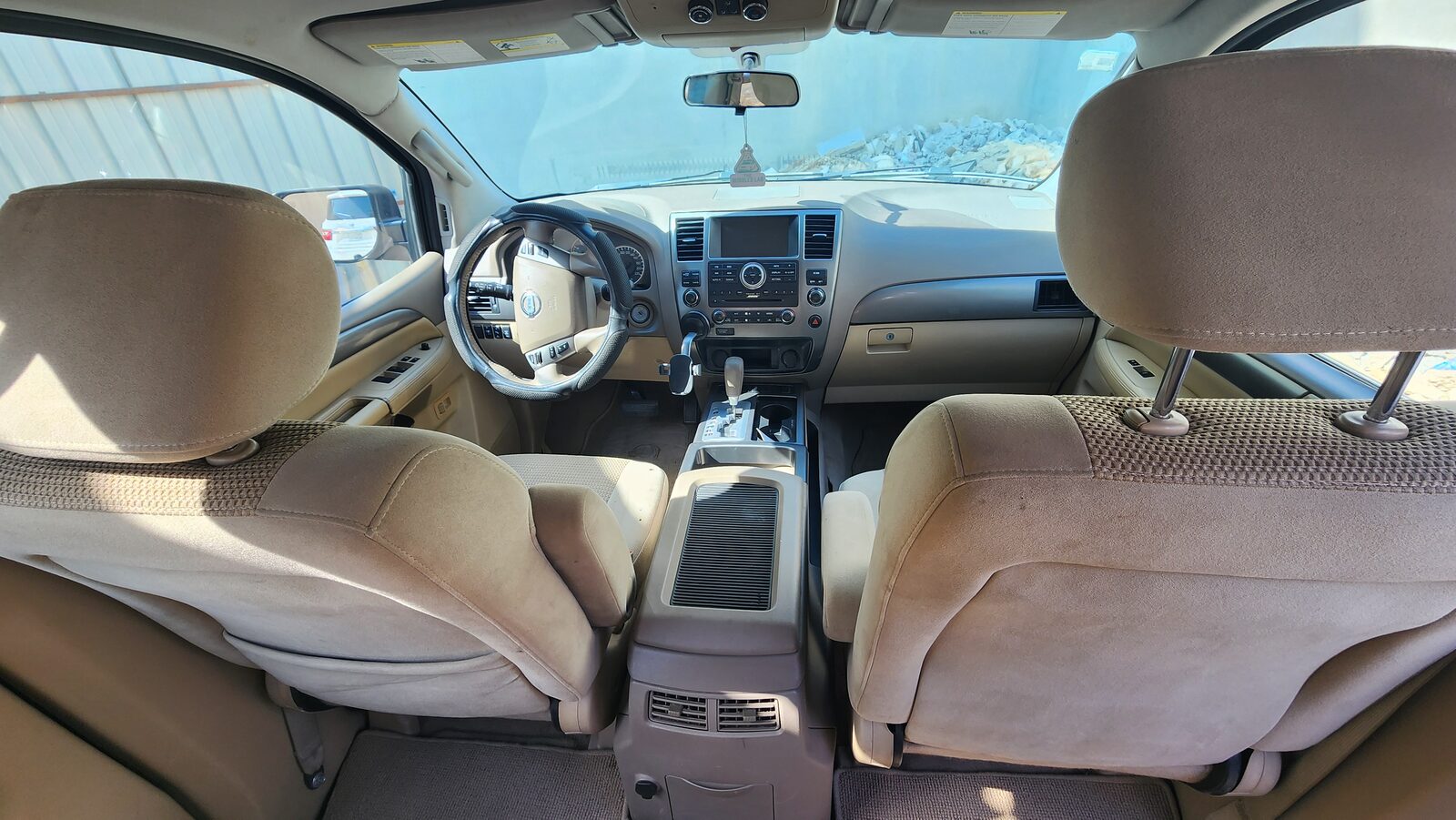 Riyadh, Vehicles, Cars & Trucks , SAR 40000,  Nissan Armada,  2013,  Automatic,  185000 KM,