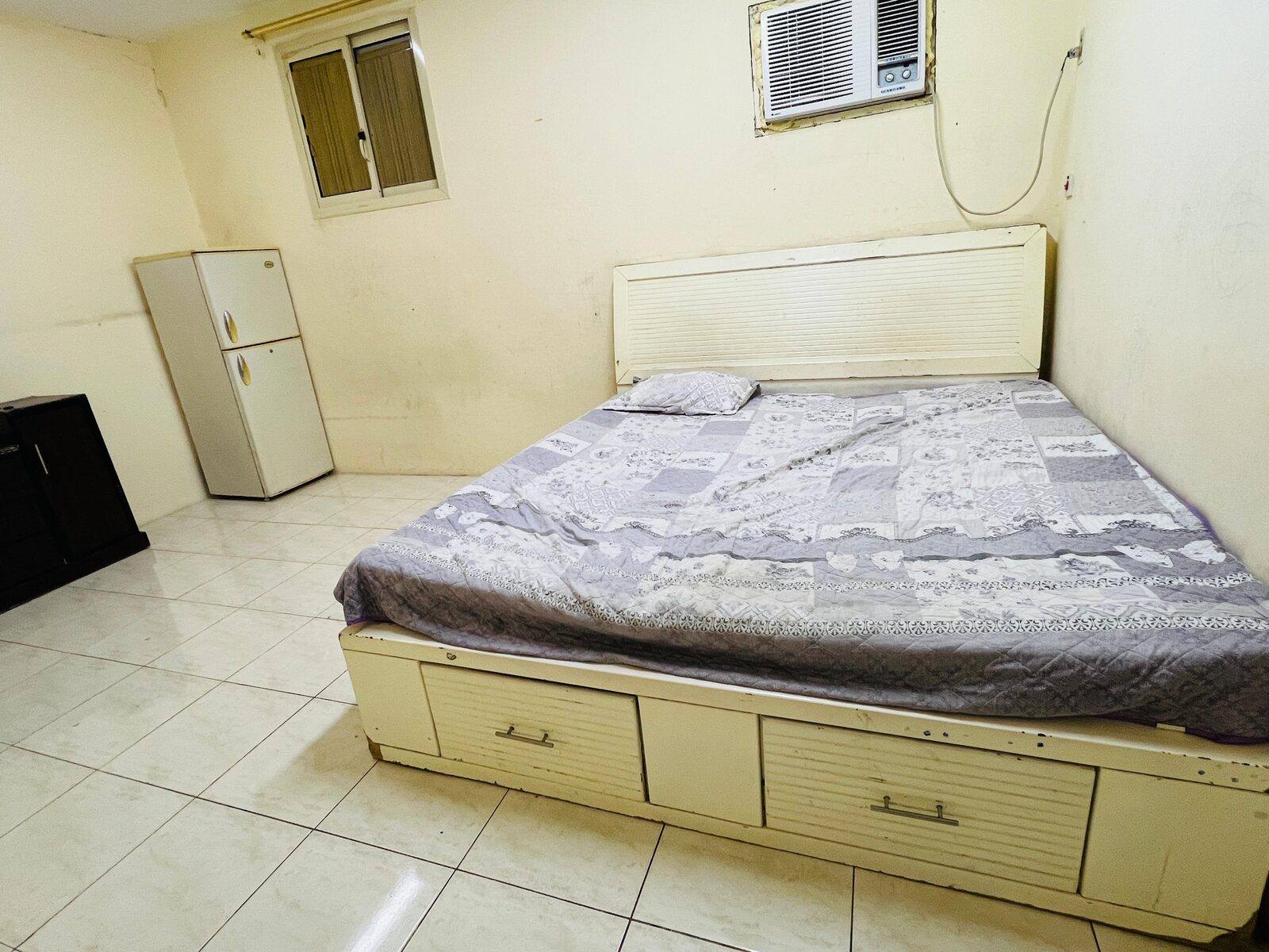 Jubail, Apartments, Flats, Houses & Villas, SAR 1000/month,  Furnished,  1 BR,  01 Room In 02 Bhk Flat