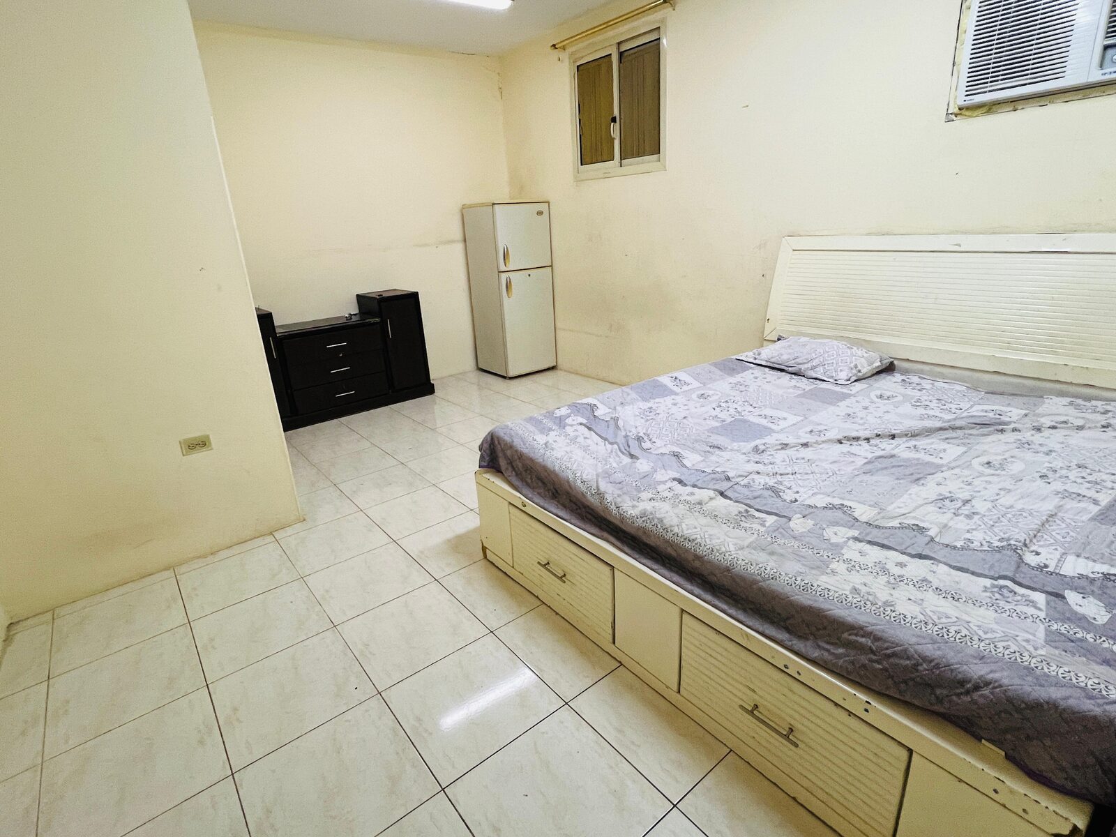 Jubail, Apartments, Flats, Houses & Villas, SAR 1000/month,  Furnished,  1 BR,  01 Room In 02 Bhk Flat