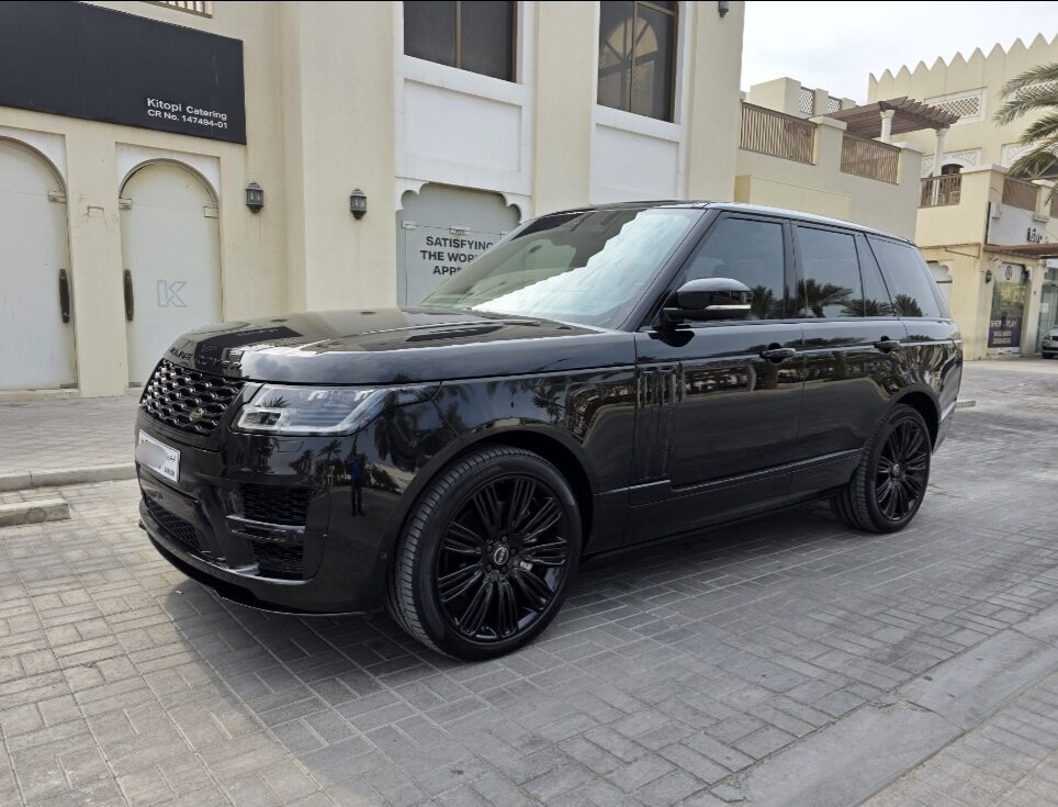 Saar, Vehicles, Cars & Trucks , BHD 18900,  Rover Range Rover,  2018,  Automatic,  83000 KM,  RANGE ROVER VOGUE SVO