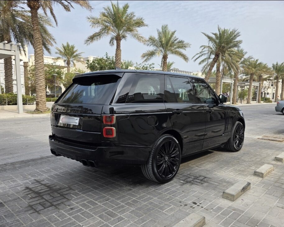 Saar, Vehicles, Cars & Trucks , BHD 18900,  Rover Range Rover,  2018,  Automatic,  83000 KM,  RANGE ROVER VOGUE SVO