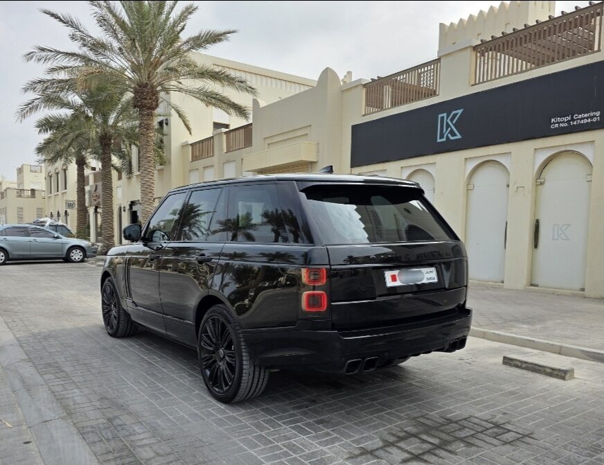 Saar, Vehicles, Cars & Trucks , BHD 18900,  Rover Range Rover,  2018,  Automatic,  83000 KM,  RANGE ROVER VOGUE SVO