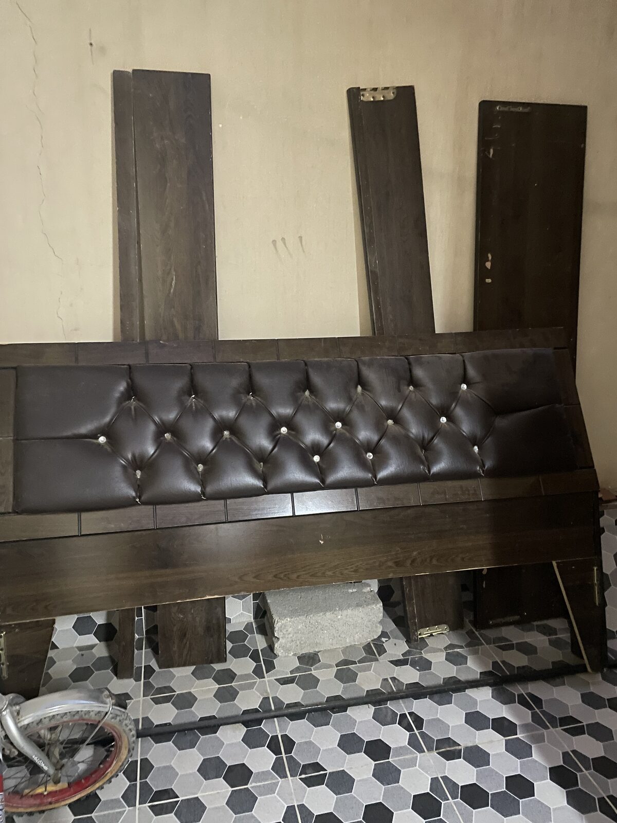 Riyadh, Furniture, SAR 200,  King Bed Frame 200
