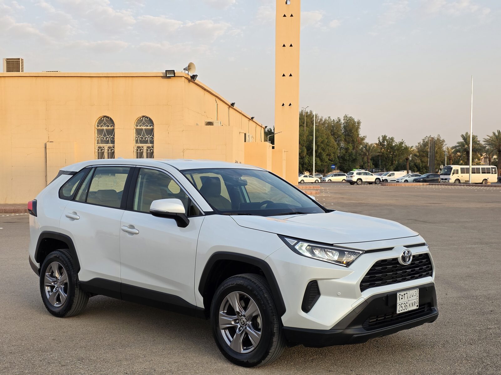 Riyadh, Vehicles, Cars & Trucks , SAR 96000,  Toyota RAV4,  2025,  Automatic,  17000 KM,    4x4 Same New