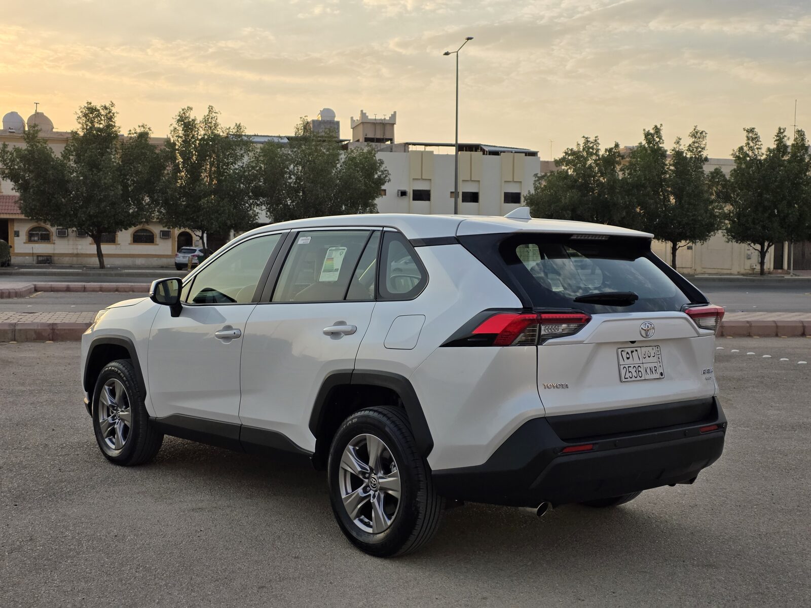 Riyadh, Vehicles, Cars & Trucks , SAR 96000,  Toyota RAV4,  2025,  Automatic,  17000 KM,    4x4 Same New