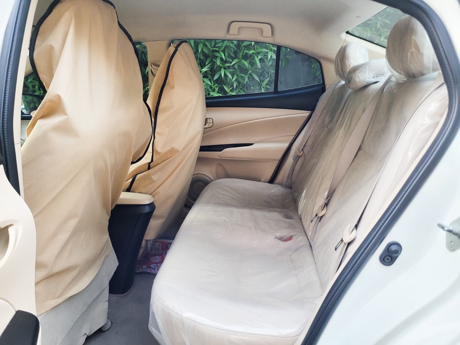 Manama, Vehicles, Cars & Trucks , BHD 1,  Toyota Yaris,  2019,  Automatic,  93000 KM,  WHITE COLOR