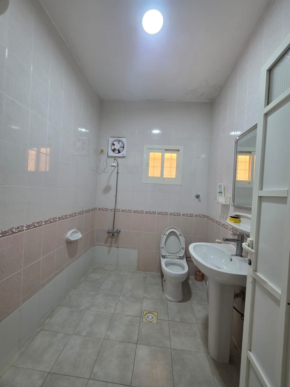Khobar, Apartments, Flats, Houses & Villas, SAR 23500/year,  4 BR,  Consists Of:- 4 Bedrooms, A Living Room, 2 Bathrooms, And A Kitchen, Fast Floor  Elevator,