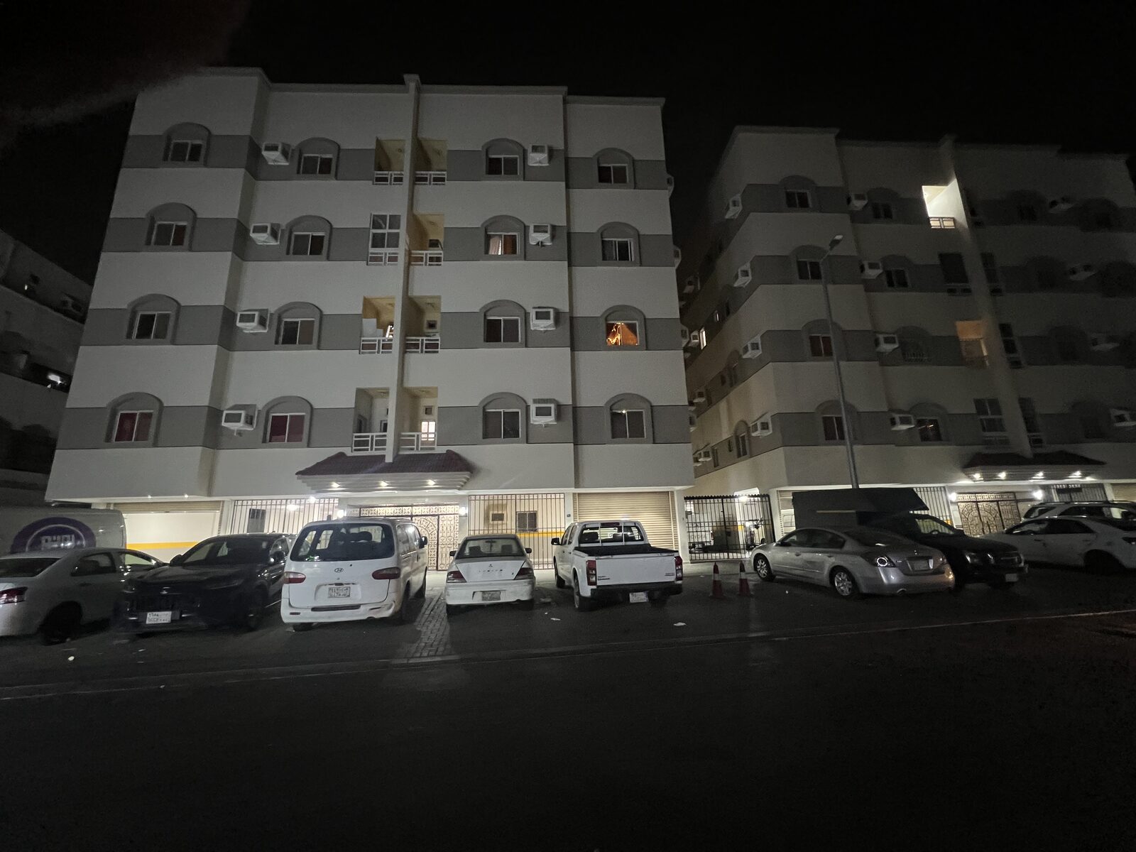 Jeddah, Apartments, Flats, Houses & Villas, SAR 750/month,  Furnished,  Furnished Single Room Available For One Bachelor , (Not For Family)