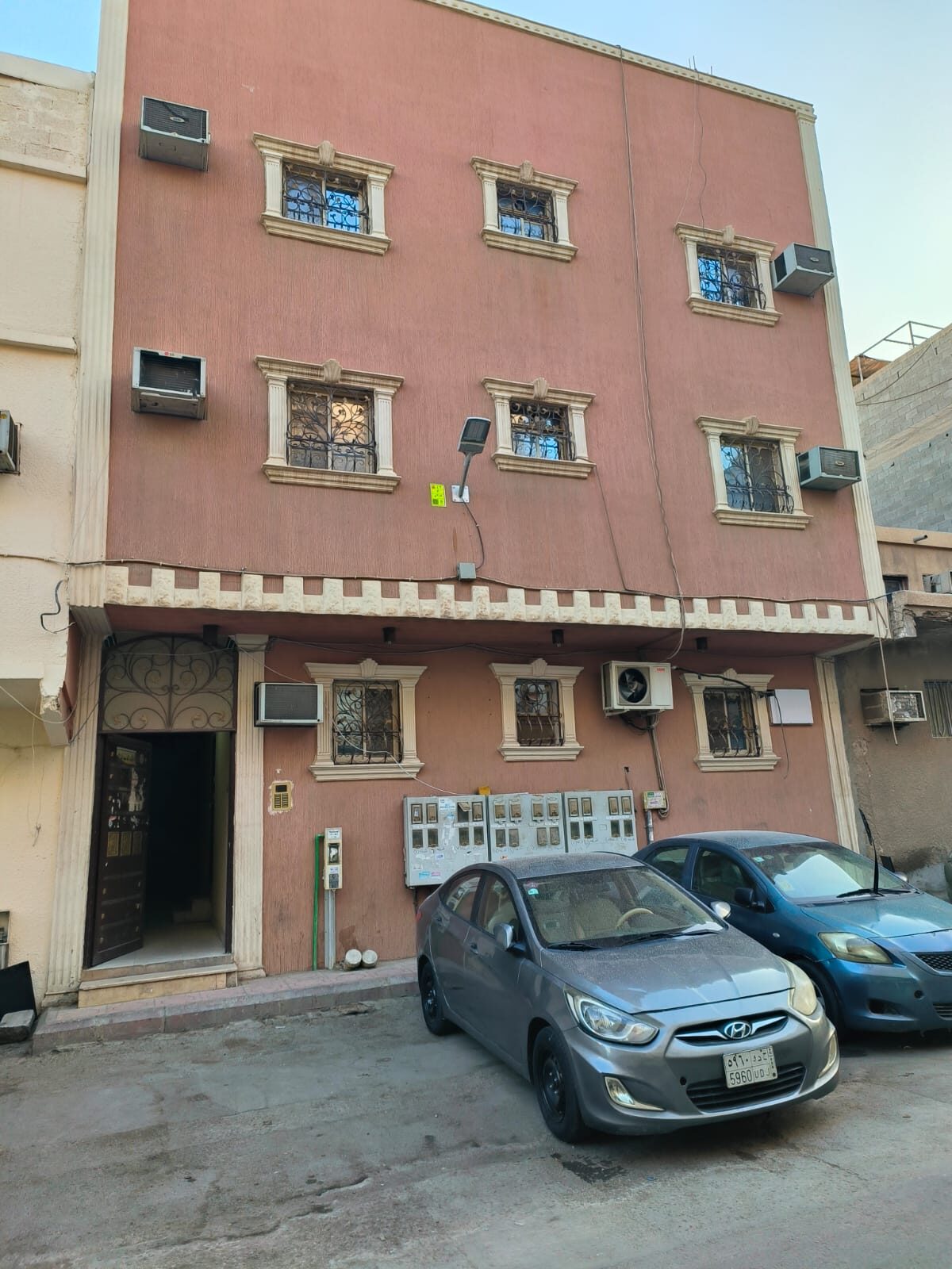 Hara, Apartments, Flats, Houses & Villas, SAR 2500/month,  Furnished,  2 BR,  2-BHK Furnished Flat Near T-Shoes Signal (Hara)-JP 3rd-Floor
