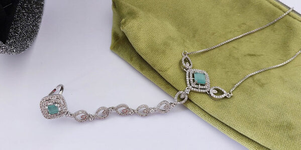London, Business, Hand Chain Bracelet & Stainless Steel Ring Bracelet