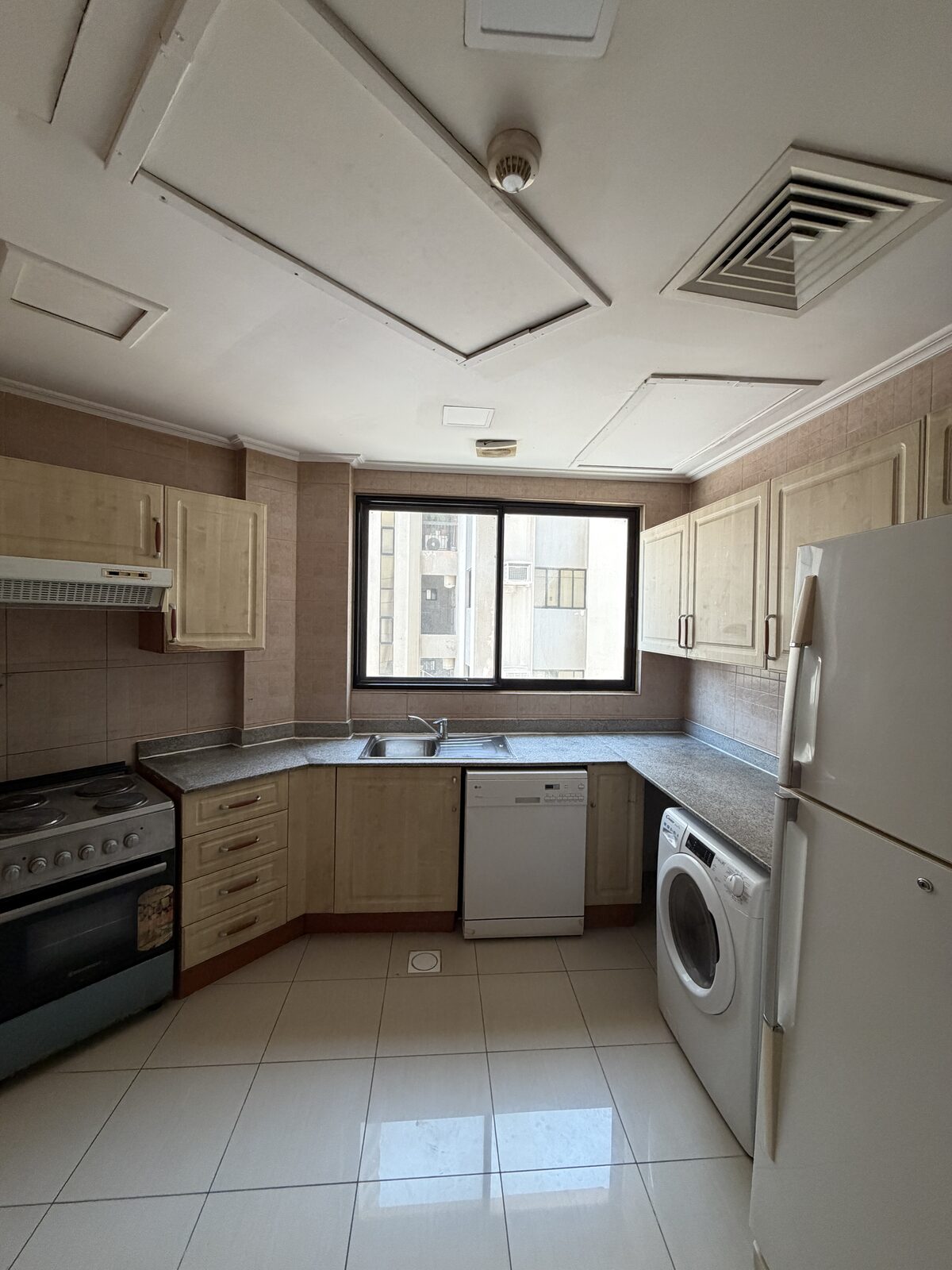 Juffair, Apartments, Flats, Houses & Villas, BHD 350/month,  2 BR,  2 Bedroom Full Furnished Apartment For Rent