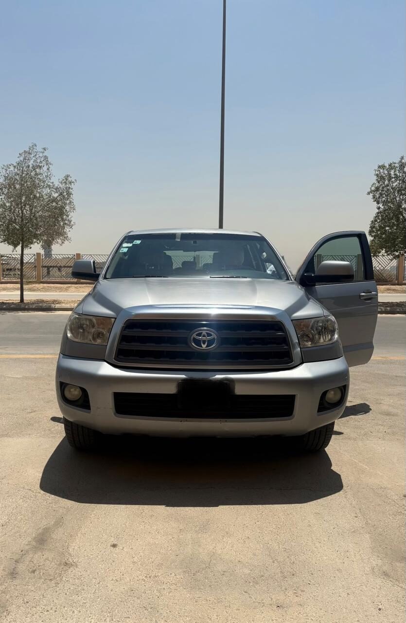 Riyadh, Vehicles, Cars & Trucks , SAR 55000,  Toyota Sequoia,  2013,  Automatic,  415000 KM,  Well Taken Care Of Sequoia (1st Owner) 4x4