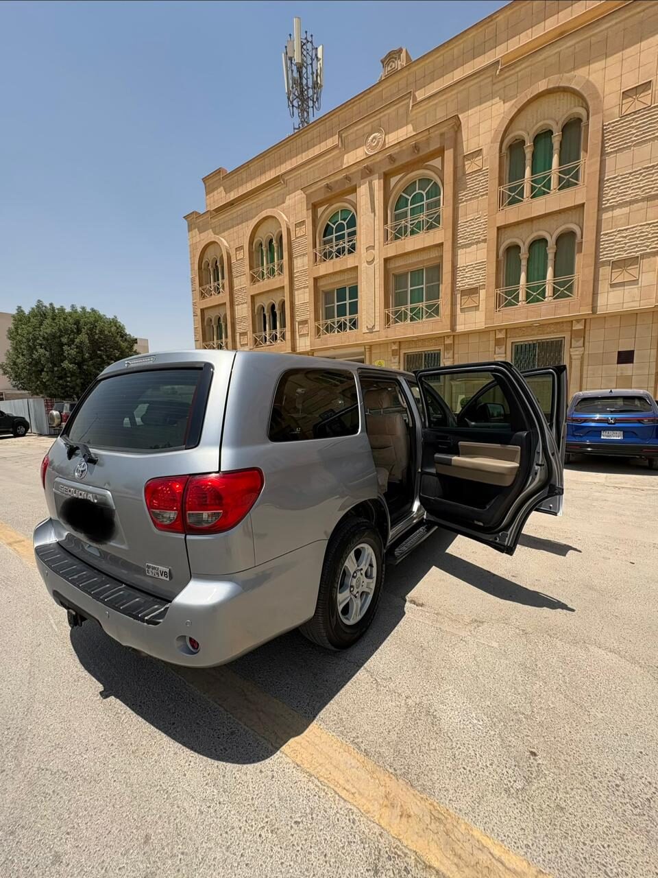 Riyadh, Vehicles, Cars & Trucks , SAR 55000,  Toyota Sequoia,  2013,  Automatic,  415000 KM,  Well Taken Care Of Sequoia (1st Owner) 4x4