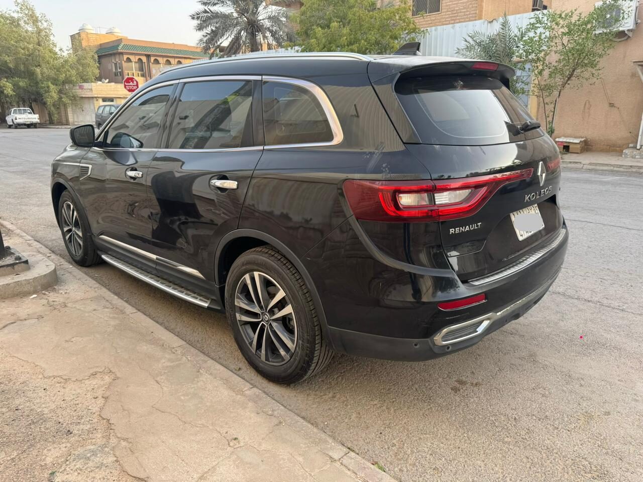 Riyadh, Vehicles, Cars & Trucks , SAR 24500,  Renault Koleos 2017 Model Black,  2017,  Automatic,  193 KM,