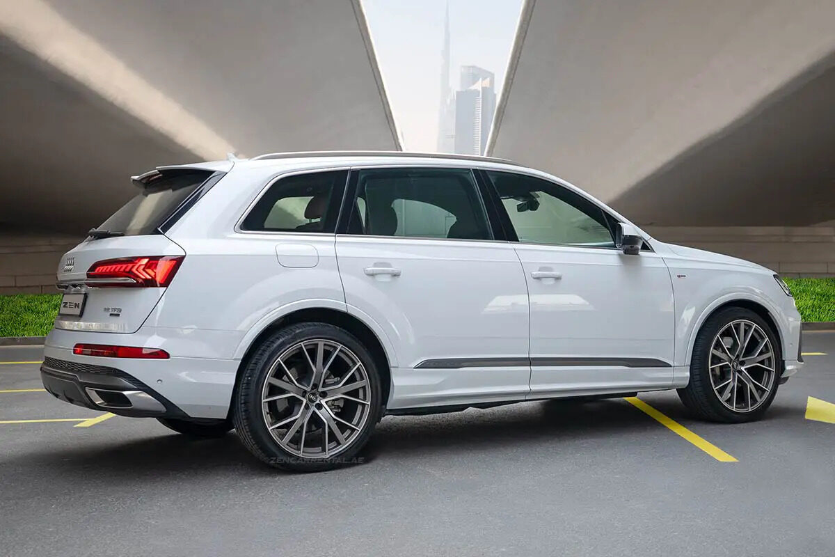 Al Barsha, Automotive, Rent Audi Q7 In Dubai For 699AED