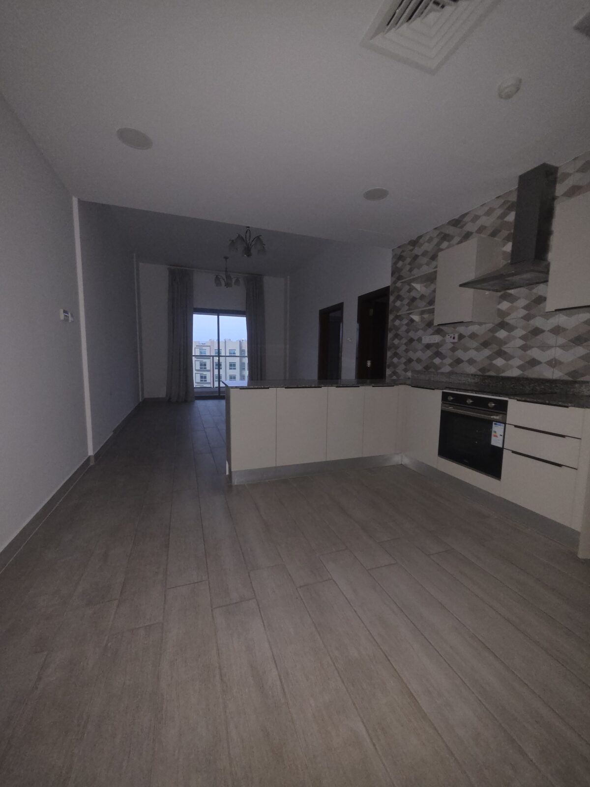 Adliya, Apartments, Flats, Houses & Villas, BHD 220/month,  1 BR,  @1BATHROOM Hall Kitchen Open Without Electricity Car Parking