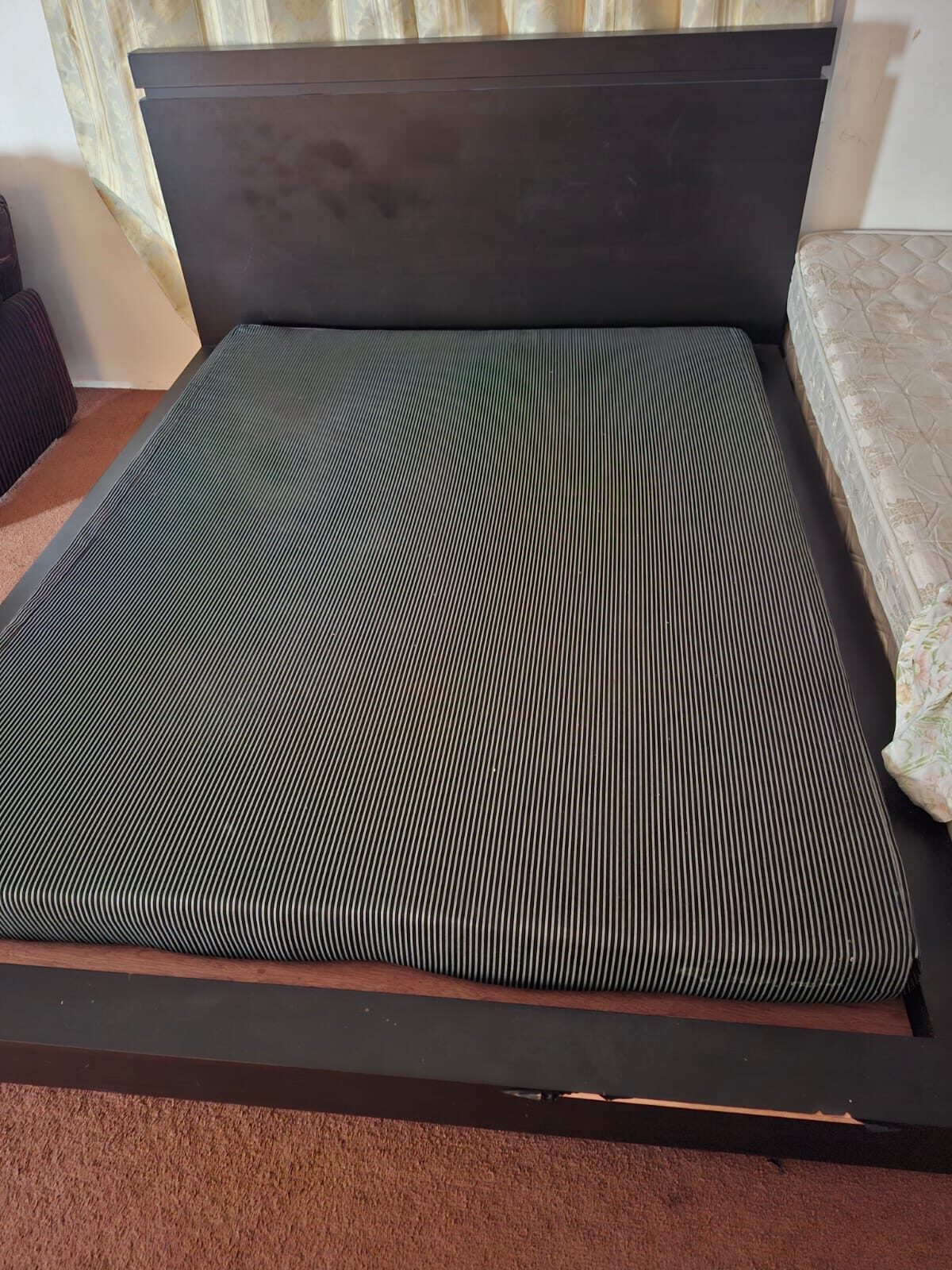 Zinj, Household Items, BHD 20,  URGENT SALE OF HOUSEHOLD ITEMS - MOVING TO FURNISHED FLAT