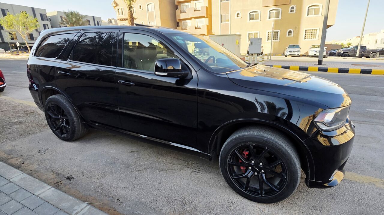 Riyadh, Vehicles, Cars & Trucks , SAR 88500,  Dodge Durango,  2019,  Automatic,  120000 KM,    - GT Black Edition - For Sale