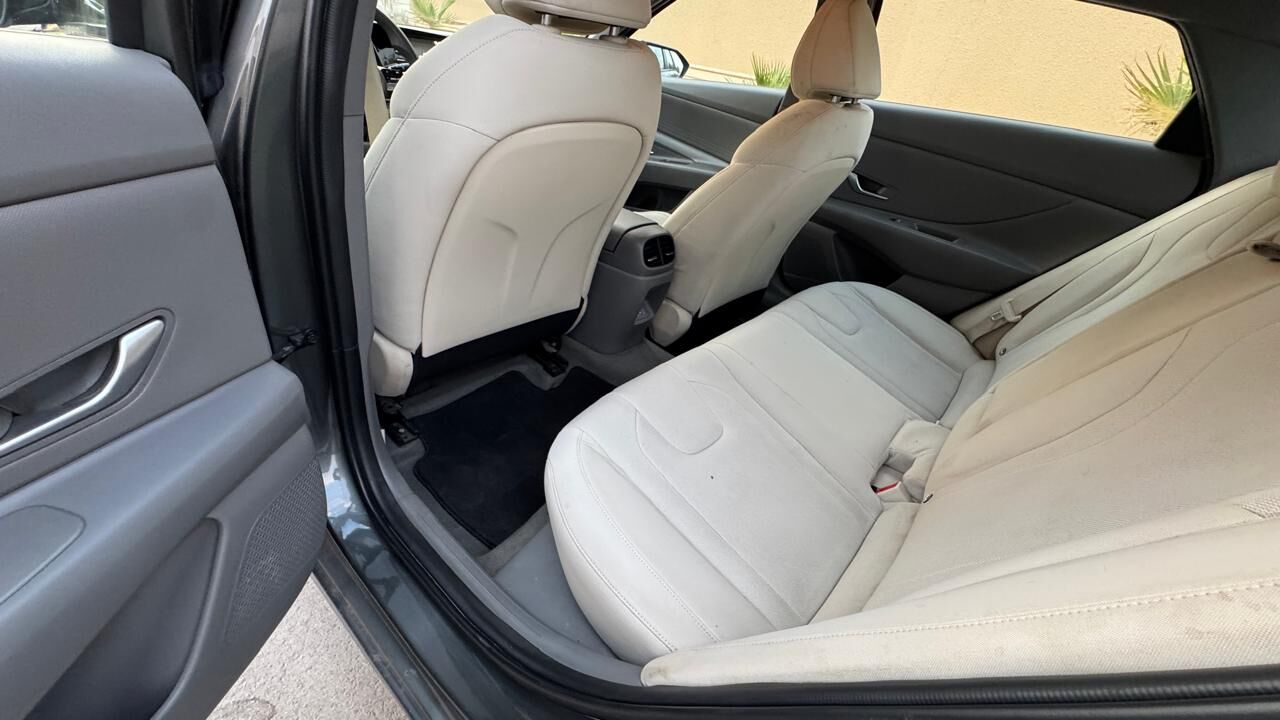 Riyadh, Vehicles, Cars & Trucks , HYUNDAI ELANTRA SMART,  2024,  Automatic,  110000 KM,  MADE IN KOREA 1.6 LITER MID OPTION
