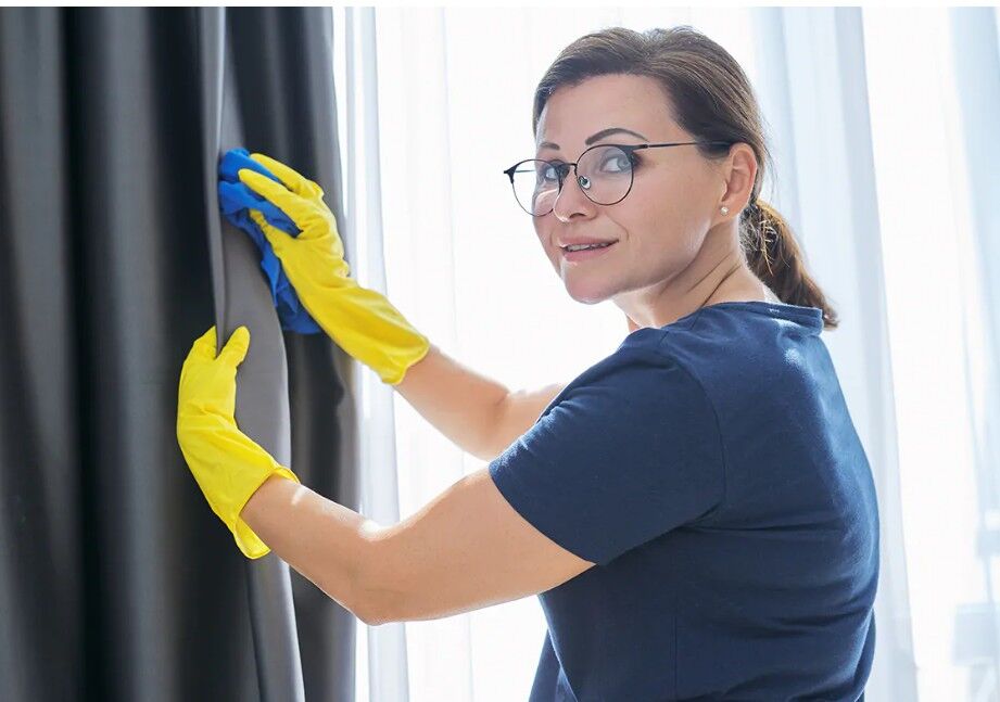 Doha, Cleaning, Professional Curtain Cleaning Services In Qatar | Aura Pearl Laundry
