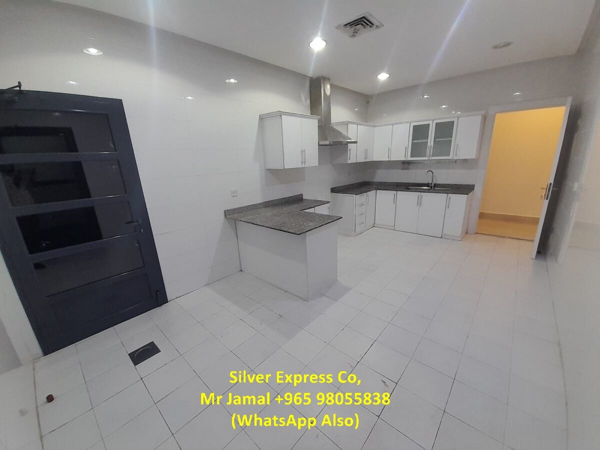 Abu Fatira, Apartments, Flats, Houses & Villas, KWD 800/month,  4 BR,  300 Sq. Meter,  Beautiful 4 Bedroom Ground Villa Floor For Rent In Abu Fatira.