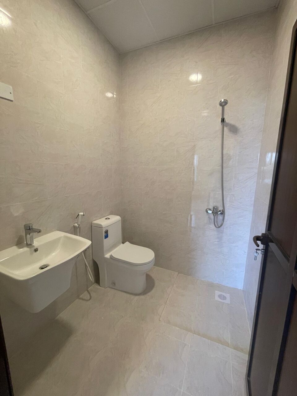 Umm Al Hassam, Apartments, Flats, Houses & Villas, BHD 310/month,  3 BR,  Brand New 3 Bedroom Flat In Umm Al Hassam With Ewa
