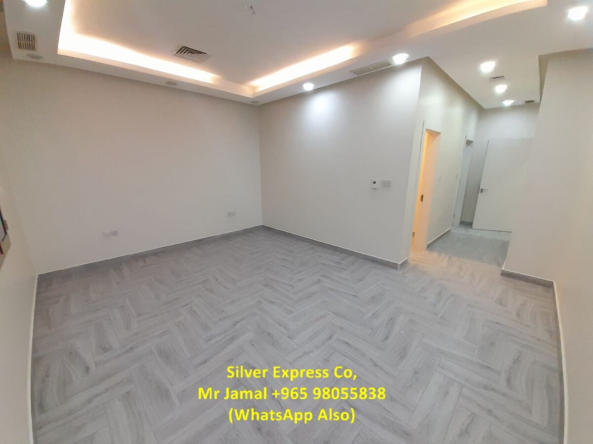 Funaitees, Apartments, Flats, Houses & Villas, KWD 800/month,  4 BR,  300 Sq. Meter,  4 Master Bedroom Villa Floor For Rent In Finatees.