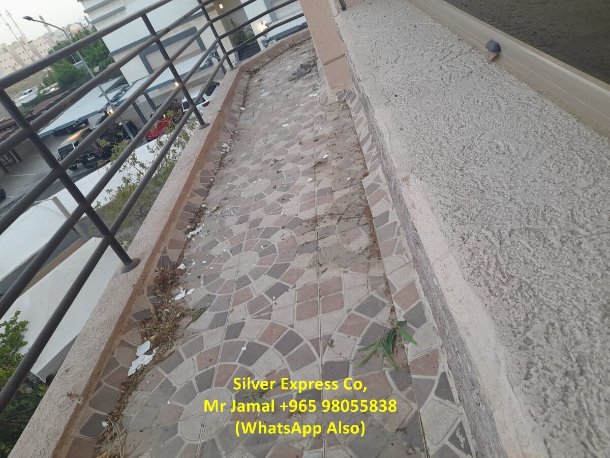 Funaitees, Apartments, Flats, Houses & Villas, KWD 800/month,  4 BR,  300 Sq. Meter,  4 Master Bedroom Villa Floor For Rent In Finatees.