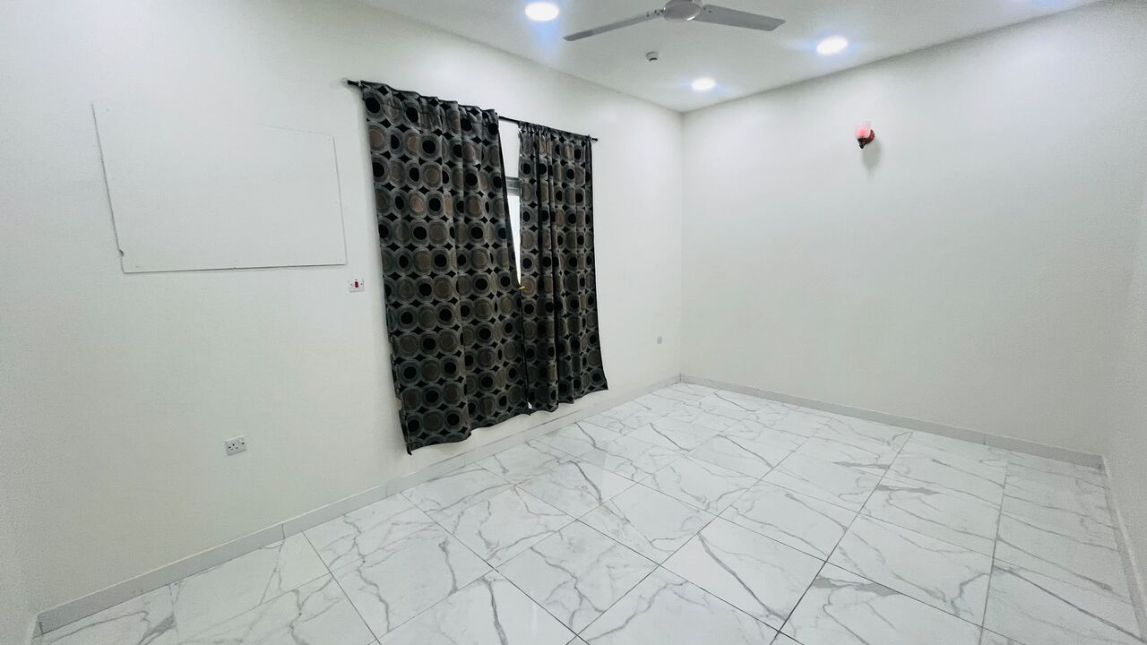 Sanabis, Apartments, Flats, Houses & Villas, BHD 180/month,  1 BR,  Unfurnished Apartment For Rent In Sanabis