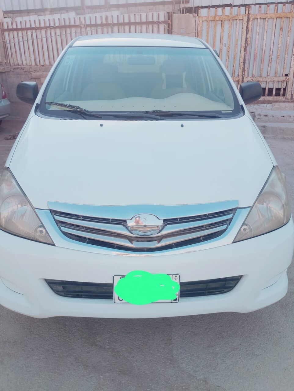 Riyadh, Vehicles, Cars & Trucks , SAR 27000,  Toyota AA,  2009,  Automatic,  423000 KM,  TOYOTA INNOVA MODEL
