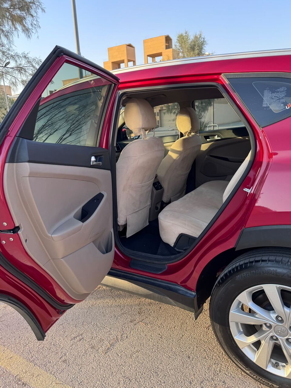 Riyadh, Vehicles, Cars & Trucks , SAR 65000,  Hyundai Tucson,  2020,  Automatic,  85000 KM,  SAR 65000, , , , , Family Used Car